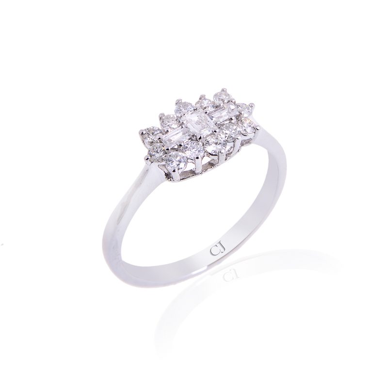 18ct Diamond Ring